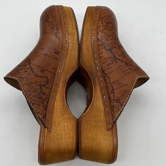 Patricia Nash Old World Map Italian Leather Clogs/Mules - Size 6 - Picture 5 of 9
